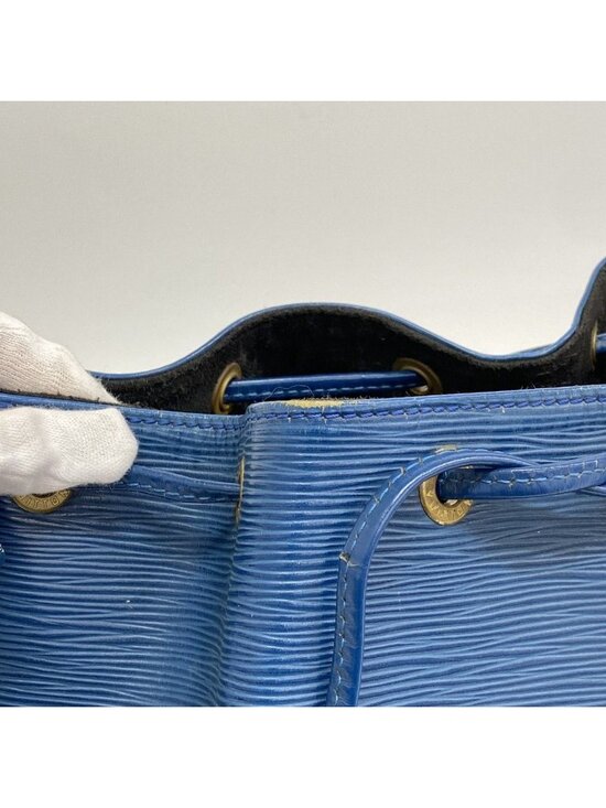 Louis Vuitton Toledo Blue Epi Leather Petit Noe Bag  Louis Vuitton Shoulder Bag Epi Petit Noe Toledo Blue